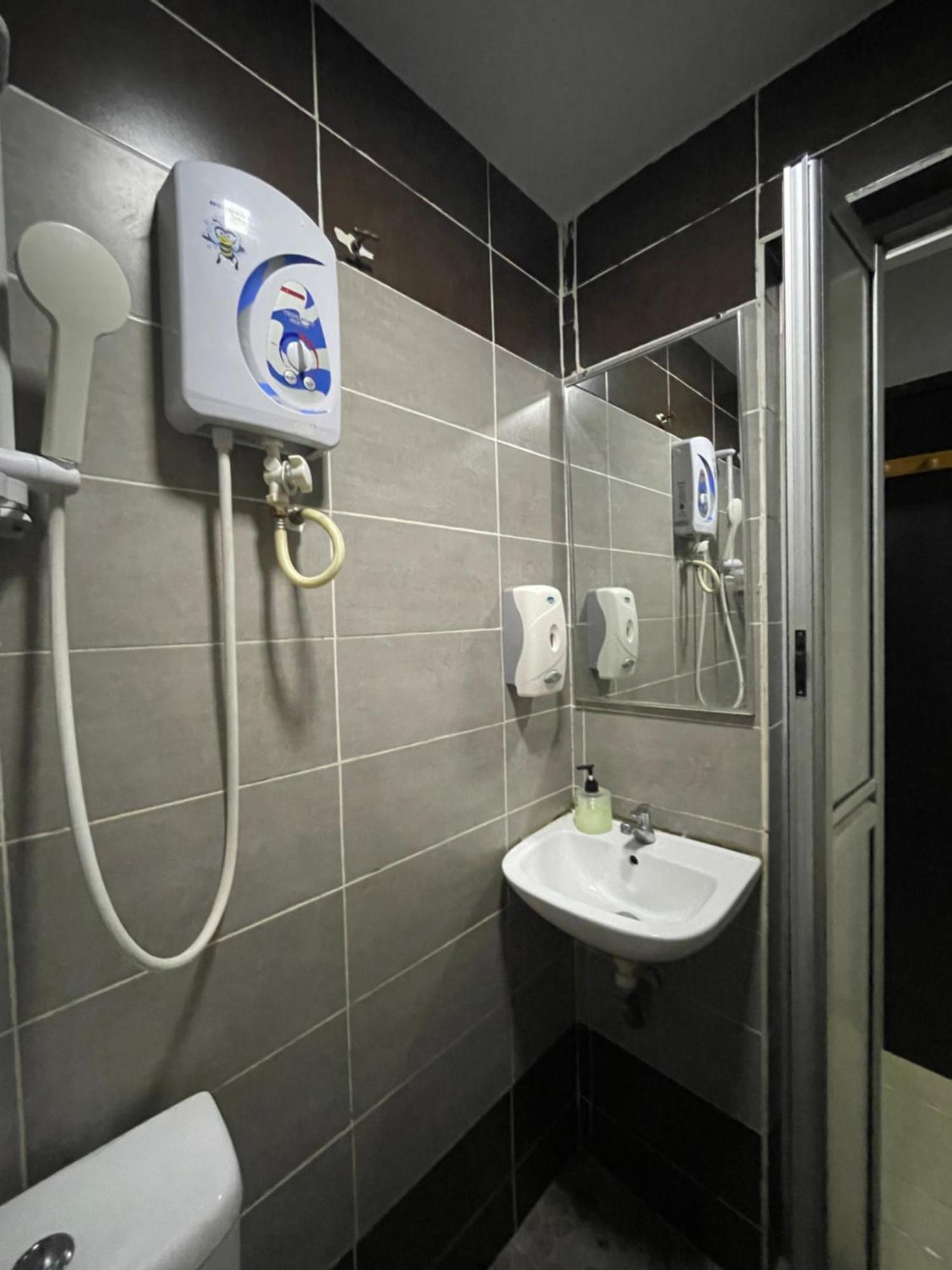 Hotel Rim Global Subang Subang Jaya Kültér fotó